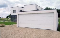 ZAPF-Grossraumgarage-weiss-Tor-weiss-L-Sicke-Designerhaus-DRD-(1) (1)